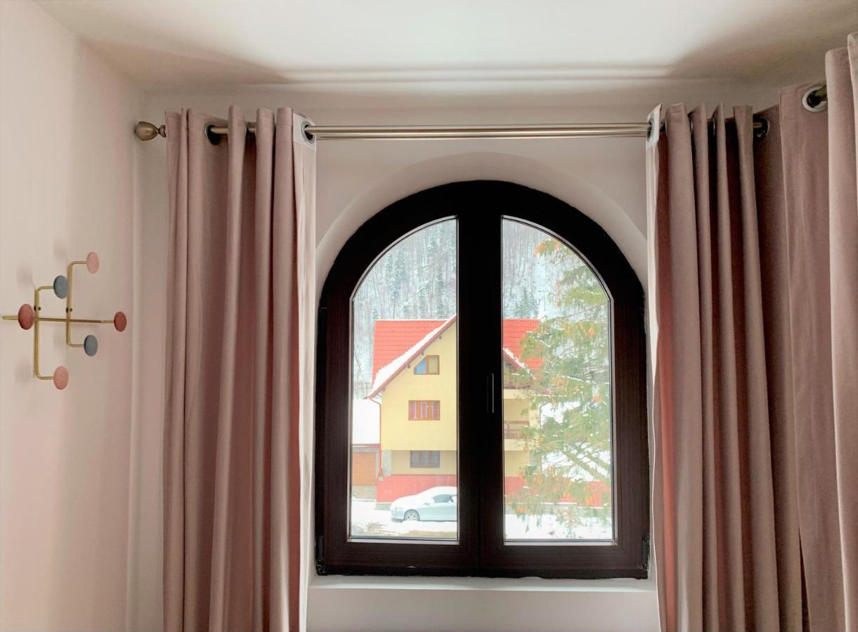 Holiday Home In Sinaia Ngoại thất bức ảnh