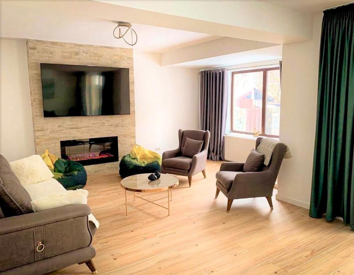 Holiday Home In Sinaia Ngoại thất bức ảnh